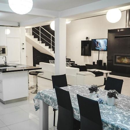 Vila Carolina Apulum Villa Alba Iulia Dış mekan fotoğraf