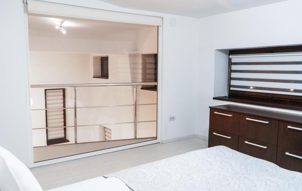 Vila Carolina Apulum Villa Alba Iulia Dış mekan fotoğraf