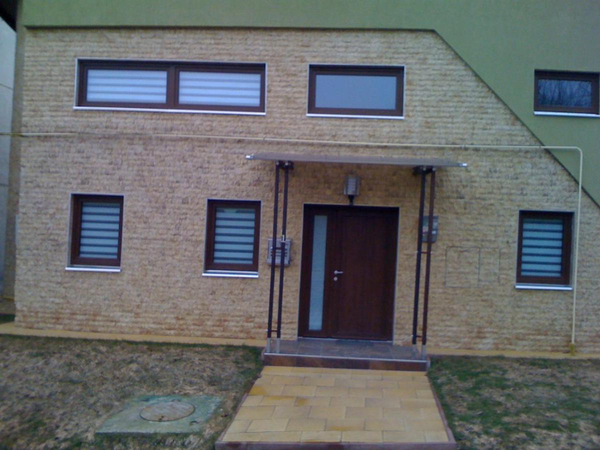 Vila Carolina Apulum Villa Alba Iulia Dış mekan fotoğraf